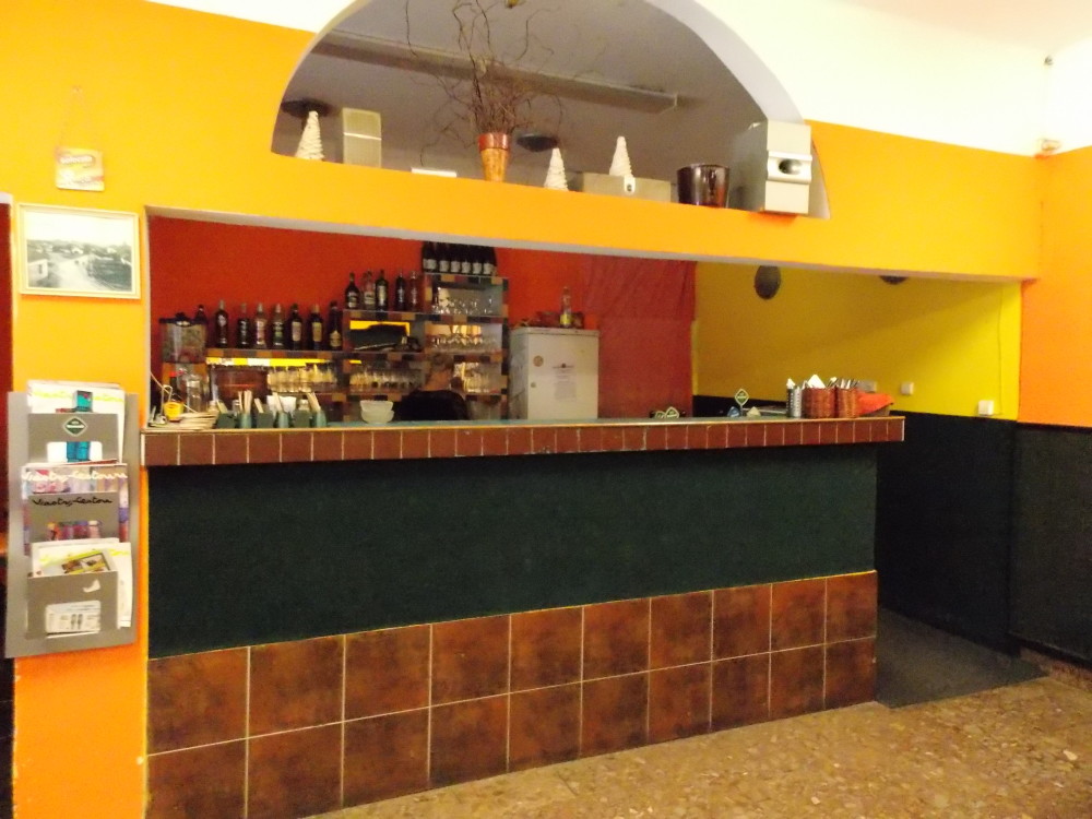 Barový pult restaurace Zlatá brána